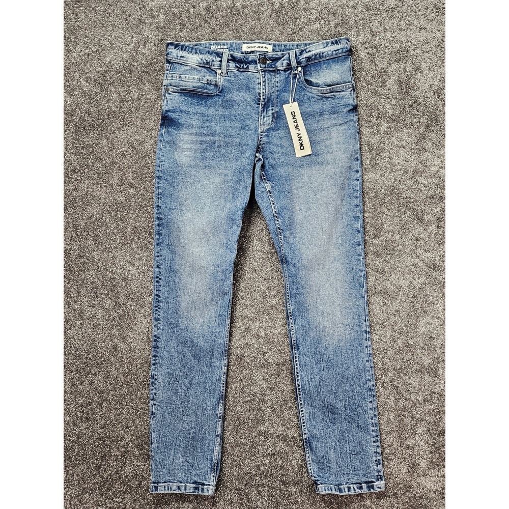 DKNY Duane Straight Denim Men's Jeans Fits 32x30 Tag 32x32 Acid Wash Stretch NWT
